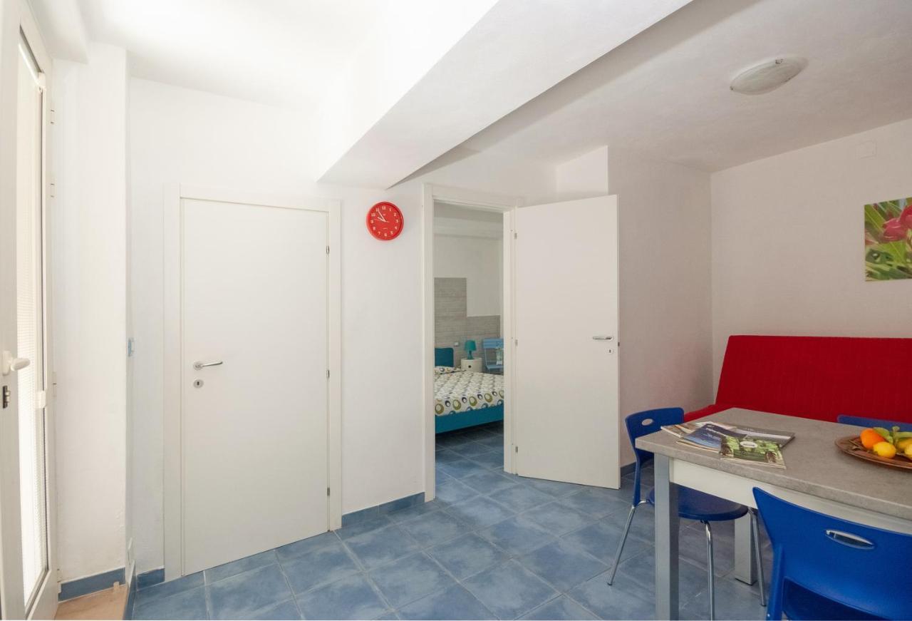 B&B Tor Di Lupo Mattinata Buitenkant foto